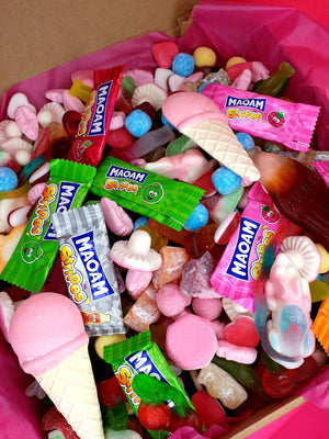 pizza box with sweets